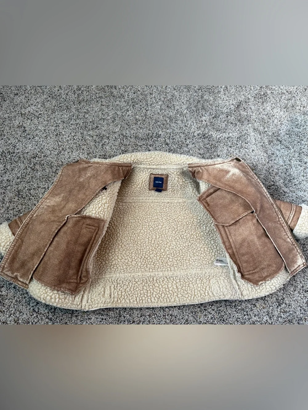 GAP jacket closure smoke